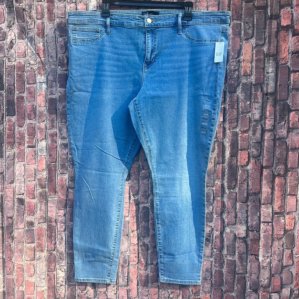 Gap Denim Favorite Jegging women’s jeans size 20 / 35 new with tags